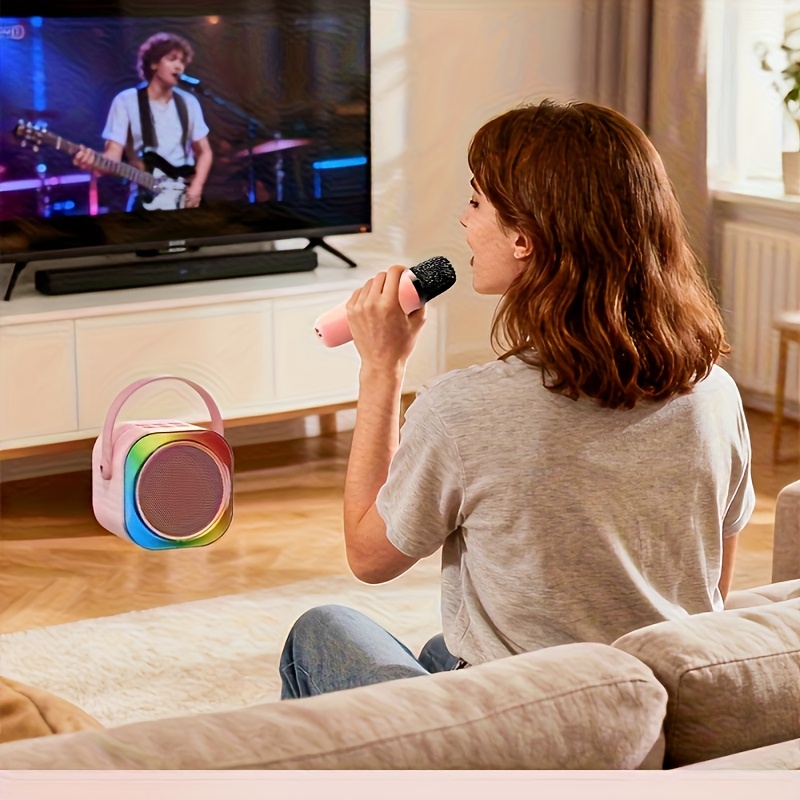 Караоке микрофон с двойни микрофони – 5 гласови ефекта, 6 LED светлини, USB Type‑C зареждане, 10W мощност - Image 2