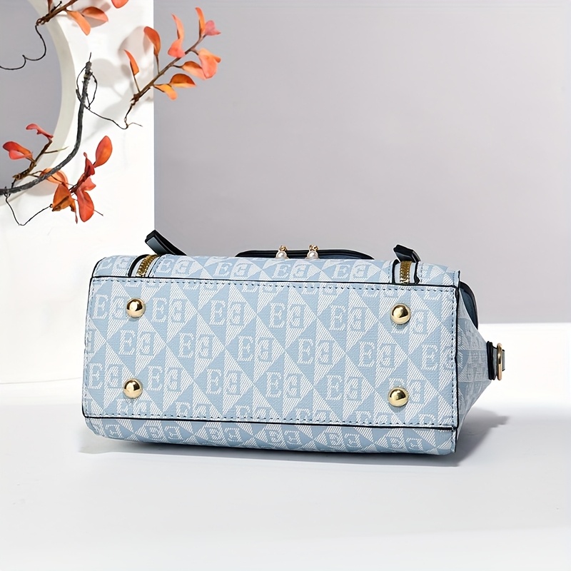 Комплект дамски чанти 3 части – раменна, ръчна и crossbody чанта - Image 12