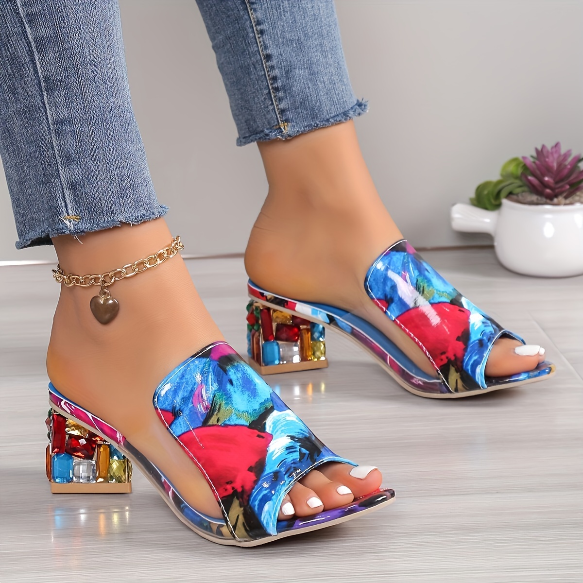 Модни дамски сандали slip-on – висок ток и стилна PU кожа - Image 10