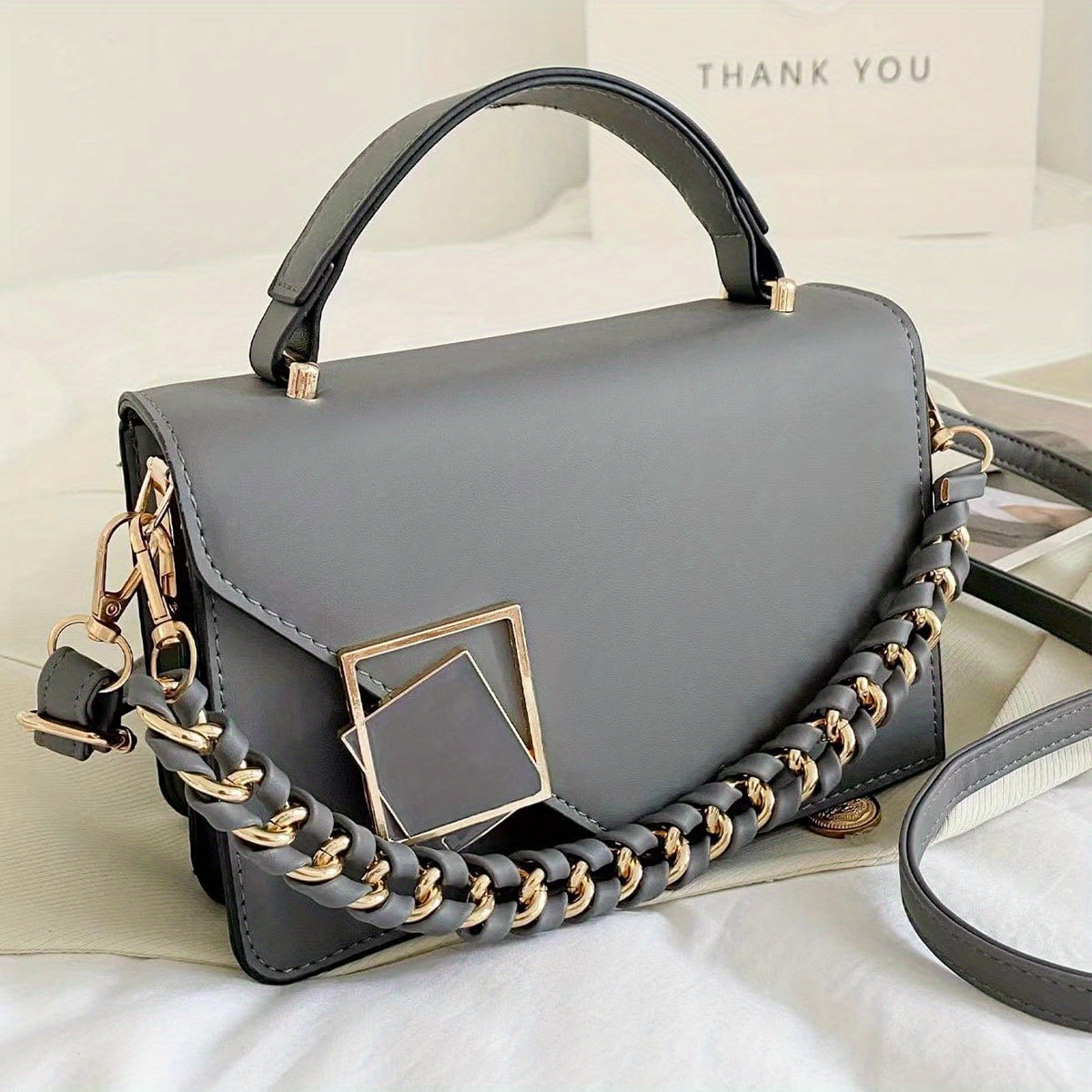 Стилни дамски чанти – избор от тоут, crossbody и малки чанти - Image 10