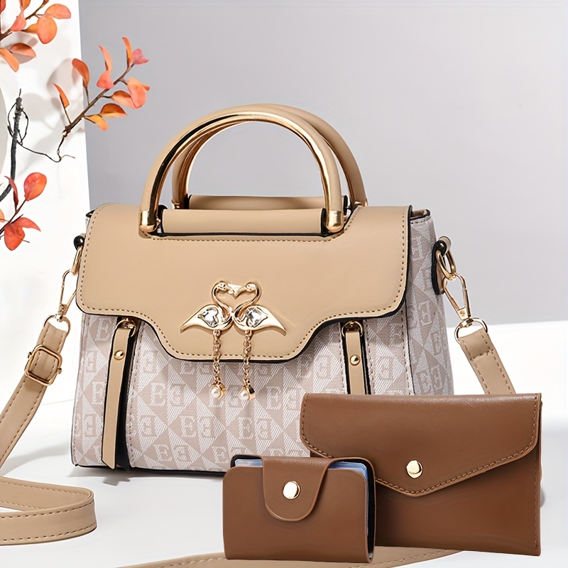 Комплект дамски чанти 3 части – раменна, ръчна и crossbody чанта - Image 30