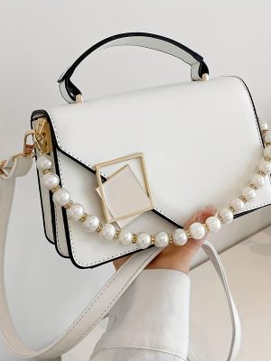 Стилни дамски чанти – избор от тоут, crossbody и малки чанти